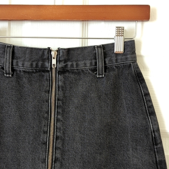 Topshop Moto Classic High Waisted Zip Up Front A-line Denim Mini Skirt Black 2 - Picture 2 of 9